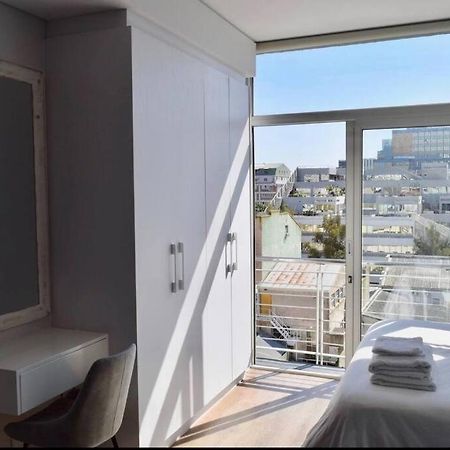 Stunning Studio Apartment In Cbd كيب تاون المظهر الخارجي الصورة