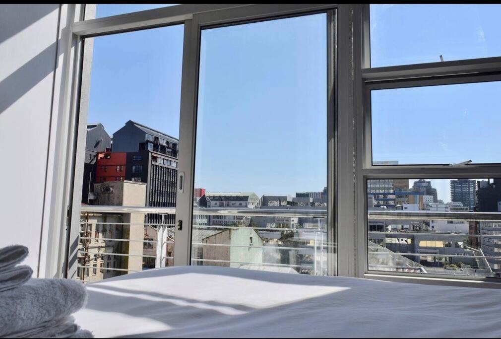 Stunning Studio Apartment In Cbd كيب تاون المظهر الخارجي الصورة
